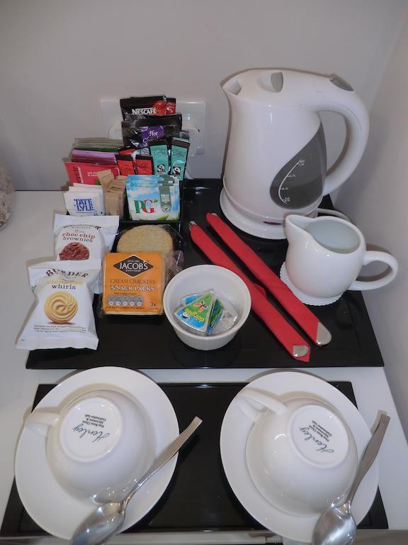 Coombe Dale Accommodation Lulsgate Bottom Ruang foto